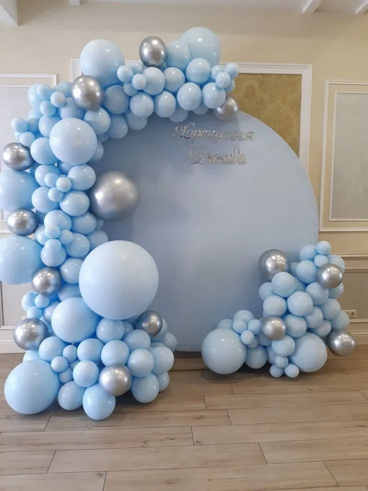 Round Board Balloons Backdrop